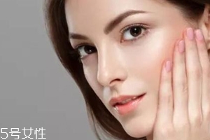 新手適合用什么高光？粉色珠光最好