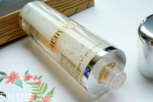 海藍之謎煥膚水適合干皮嗎？海藍之謎煥膚水產(chǎn)品評測