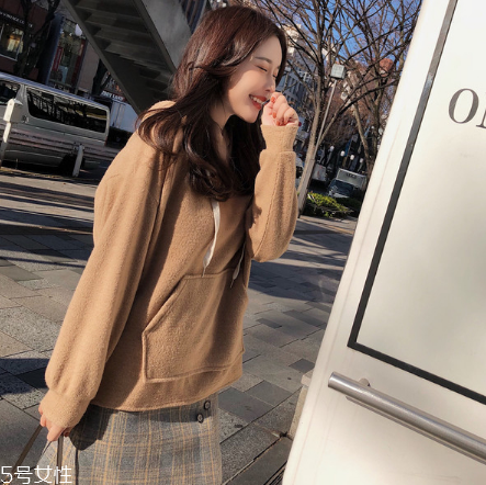 衛(wèi)衣適合什么體型人穿？不同體型選擇不同款式
