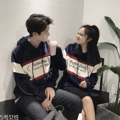 衛(wèi)衣掉色怎么辦？這樣洗不會掉色