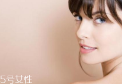 怎么打造裸妝底妝？粉底色號(hào)要選好