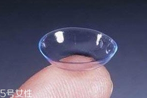 隱形眼鏡怎么戴？野蠻動作不可取