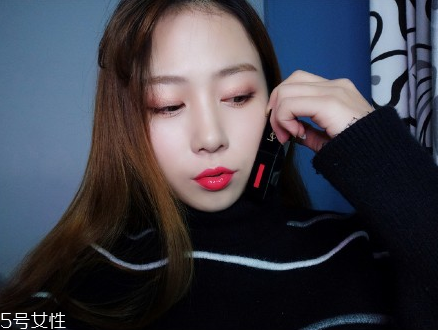 ysl圣羅蘭黑管唇釉哪個顏色好看？持久度加分