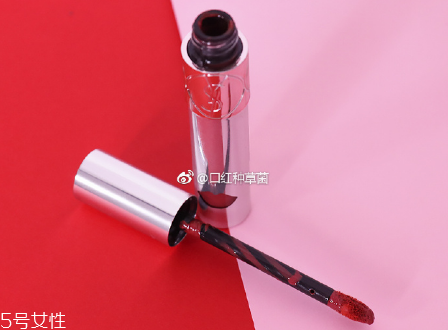 ysl圣羅蘭銀管唇釉好用嗎？蜜糖一樣水潤(rùn)柔滑