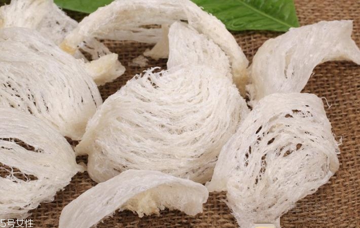 燉燕窩化水了還有營養(yǎng)嗎 燉的時間不能太長
