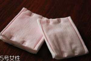 化妝棉和卸妝棉有什么區(qū)別？化妝棉功能更全