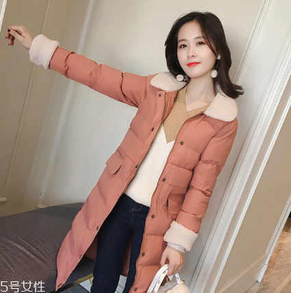 小個(gè)子女生適合什么款式棉服？打造冬日浪漫情緣