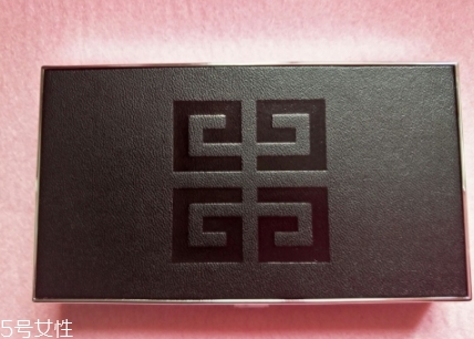 紀(jì)梵希小羊皮粉餅專(zhuān)柜價(jià)格 紀(jì)梵希恒顏修容粉餅
