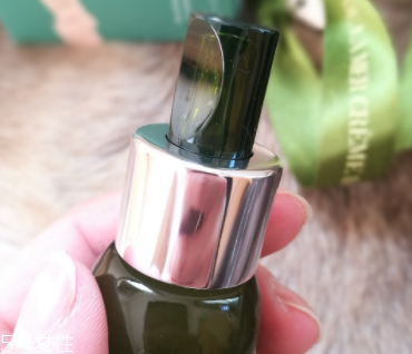 海藍之謎去皺精華用多久能見效？至少3個月