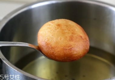糖糕炸出來很硬怎么辦？