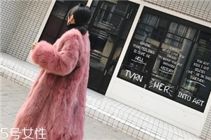 皮草和羊剪絨哪個暖和？看完你就清楚了