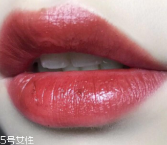 Mac口紅哪個顏色最火？6款最愛唇色試色