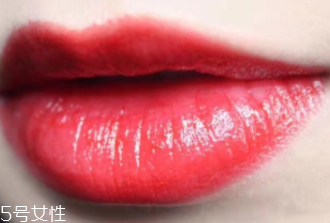 Mac口紅哪個顏色最火？6款最愛唇色試色
