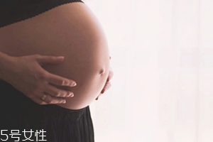 潤唇膏孕婦能用嗎？建議使用孕婦專用唇膏