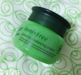 油性肌膚適合用什么品牌的護膚品？這6款產(chǎn)品拯救大油田
