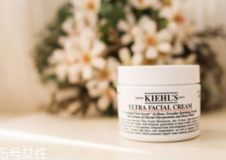 冬天護(hù)膚用霜還是乳？6款適合冬天用的護(hù)膚品推薦