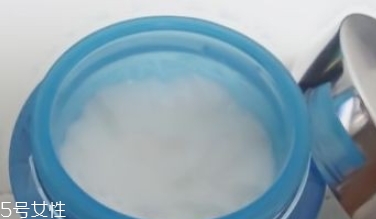 紀(jì)梵希水漾活妍面霜好用嗎？冰淇淋質(zhì)地的面霜評測