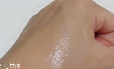 紀(jì)梵希水漾活妍面霜好用嗎？冰淇淋質(zhì)地的面霜評測