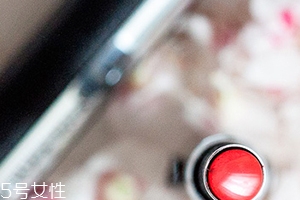 口紅要放在冰箱里嗎？保存口紅的小技巧