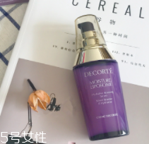 皮膚不吸收護(hù)膚品怎么回事？光用乳液面霜遠(yuǎn)遠(yuǎn)不夠