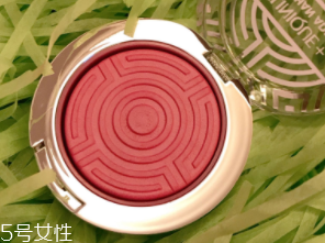 減齡軟妹妝怎么化妝？美到?jīng)]朋友的色誘合集