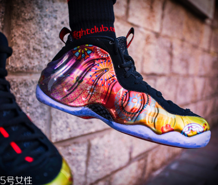 nike air foamposite one cny新年煙花噴開(kāi)箱測(cè)評(píng)