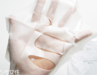 臉上有斑點(diǎn)怎么去除？食療/精華/面膜三管齊下