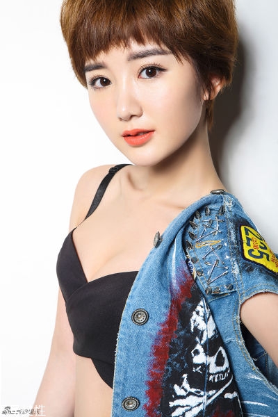 外翹短發(fā)適合什么臉型？再燙內扣你就out了