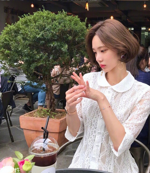 發(fā)量多女生適合什么發(fā)型？形象百變的你