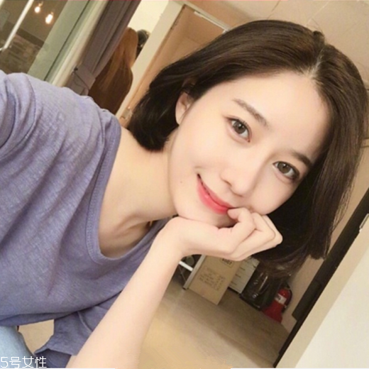 女生發(fā)質(zhì)軟適合什么發(fā)型？胖圓臉顯瘦發(fā)型參考
