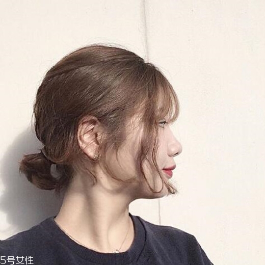 短發(fā)適合扎什么發(fā)型？剪短發(fā)這么好看