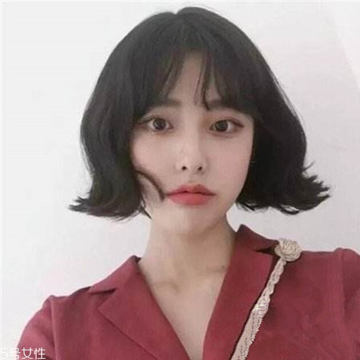 齊肩發(fā)怎么燙好看？女生發(fā)型設(shè)計(jì)與臉形搭配