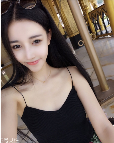 鉆石臉適合什么發(fā)型？流行色也隨之而來