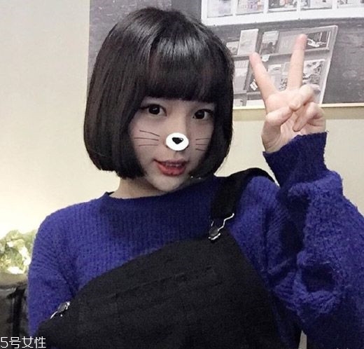 小個(gè)子女生適合什么發(fā)型？蓬松隨意效果