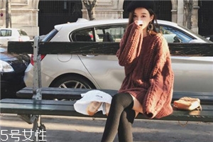 毛衣是羊絨好還是羊毛好？羊絨羊毛材質大對比