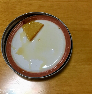 冰糖雪梨膏孕婦能吃嗎？孕婦吃冰糖雪梨膏適量最好
