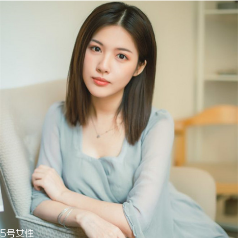 齊肩直發(fā)染什么顏色好看？簡單好看的齊肩發(fā)扎法