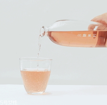 且聽風(fēng)吟玫瑰酒好喝嗎？哪里買？