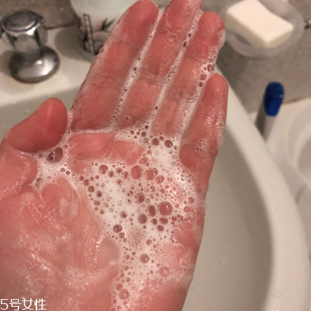 ipsa洗面奶好用嗎？洗完不拔干