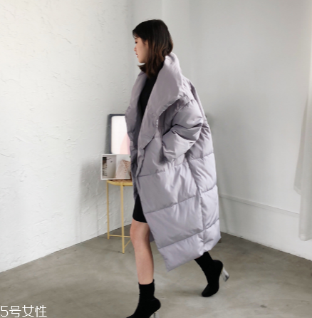 2018流行什么款式的羽絨服？這些羽絨服冬日必備