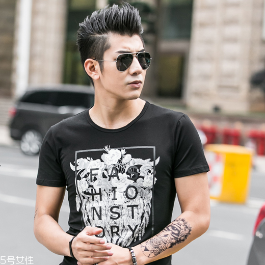 2018男生流行什么發(fā)型款式？2018男生染發(fā)顏色推薦
