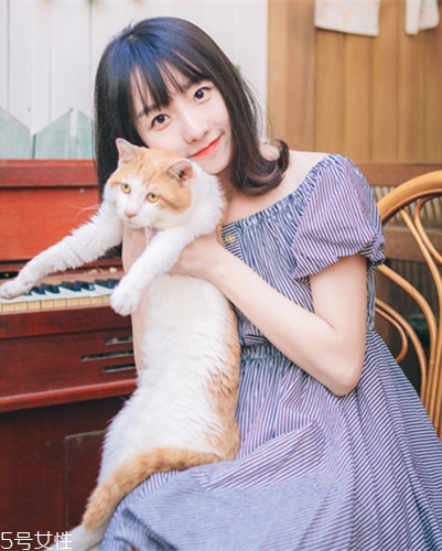小個(gè)子女生適合什么發(fā)型？蓬松隨意效果