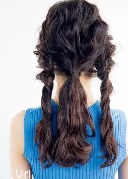 女生冬天長發(fā)怎么編好看？長發(fā)妹紙才懂得的痛