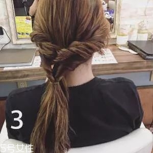 女生冬天長發(fā)怎么編好看？長發(fā)妹紙才懂得的痛