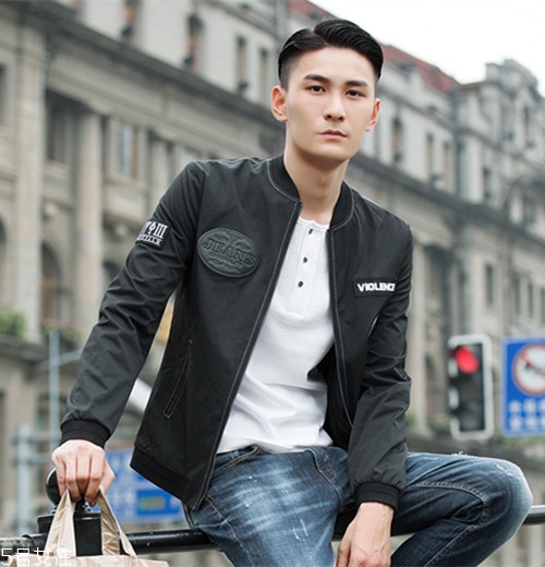 2018男生流行什么發(fā)型款式？2018男生染發(fā)顏色推薦