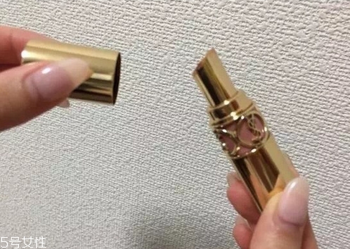 如何選擇口紅色號？口紅必不可少