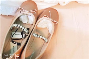 uterque鞋子怎么樣？出國(guó)必入的女鞋品牌
