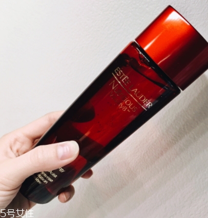 雅詩(shī)蘭黛紅石榴和雪花秀滋陰哪個(gè)好？