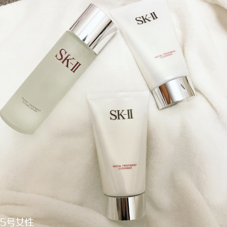 sk2洗面奶好用嗎？skii凈肌潔面乳