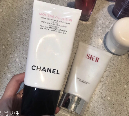 sk2氨基酸泡沫潔面乳霜好用嗎？最愛(ài)洗面奶